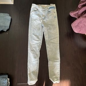 Levi’s blue skinny jeans size 26/2